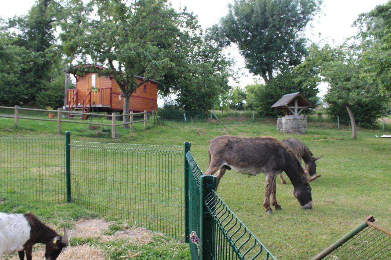 Вилла Roulot'Au Zen Beslon  Экстерьер фото